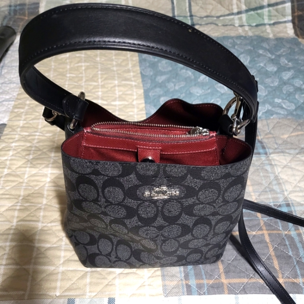 Coach bucket bag